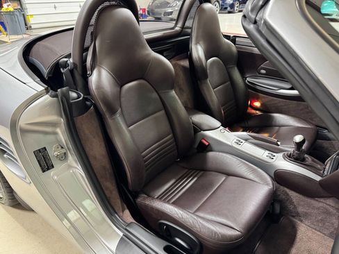 Used 2004 Porsche Boxster S image 23