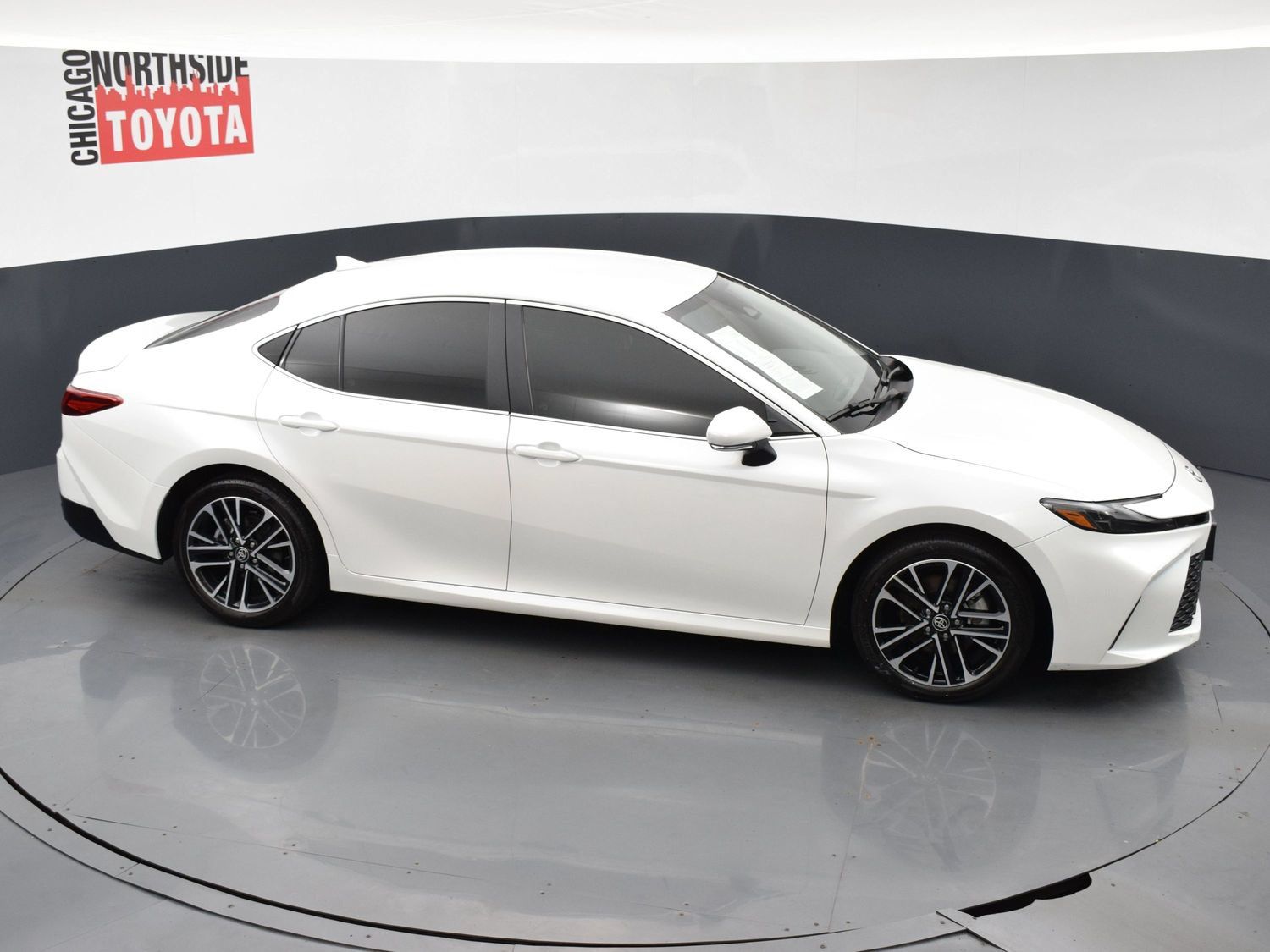Used 2026 Toyota Camry XLE FWD image 22