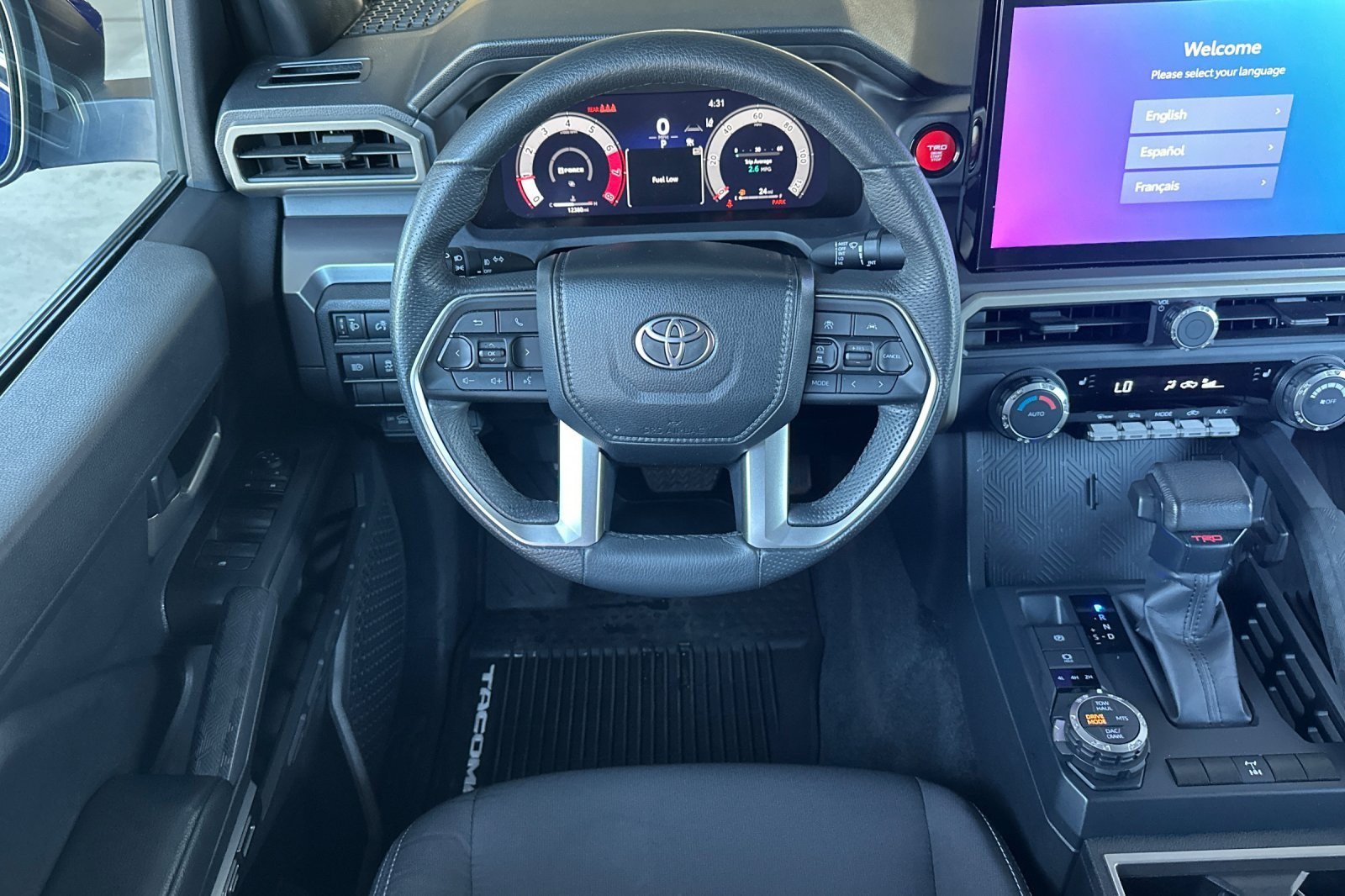 Certified 2025 Toyota Tacoma TRD Off-Road AWD/4WD image 13