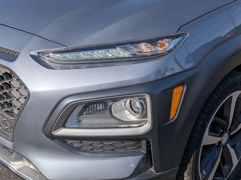 Used 2018 Hyundai Kona Limited image 12