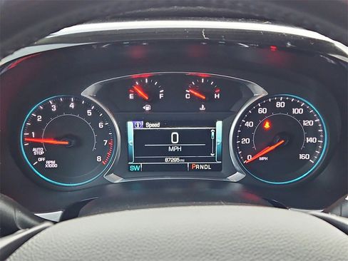 Used 2019 Chevrolet Traverse RS image 33