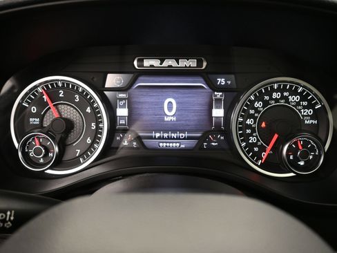 Used 2024 RAM 1500 Laramie AWD/4WD image 27