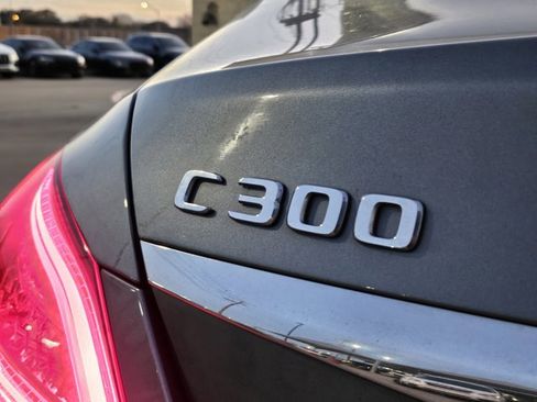 Used 2019 Mercedes-Benz C 300 Sedan image 10