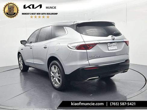 Used 2022 Buick Enclave Premium FWD image 6