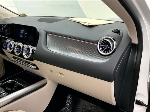 Certified 2023 Mercedes-Benz GLA 250 image 20