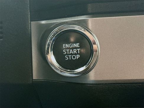 Used 2023 Toyota Tacoma Limited image 27