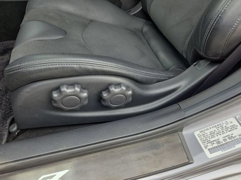 Used 2024 Nissan Z Performance w/ Floor Mat Package RWD image 21