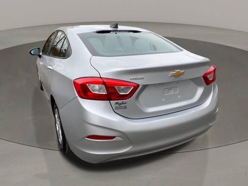 Used 2016 Chevrolet Cruze LS image 4