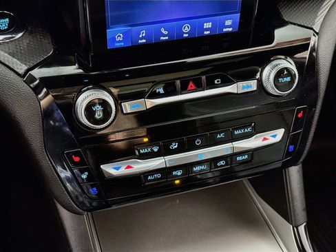 Used 2023 Ford Explorer ST w/ Equipment Group 401A AWD/4WD image 19