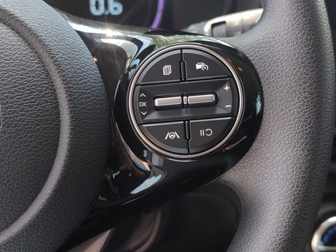 Used 2024 Kia Soul S FWD image 20