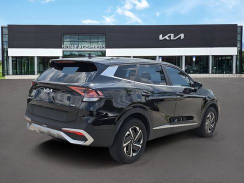 Certified 2023 Kia Sportage LX AWD/4WD image 4