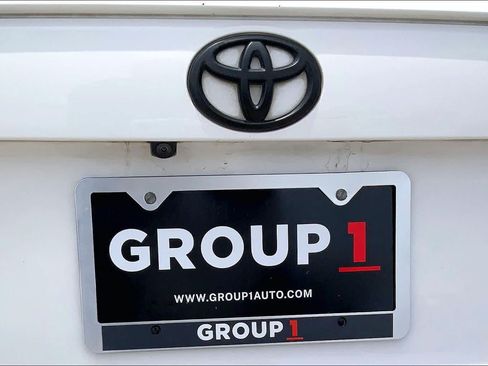 Used 2025 Toyota RAV4 XLE AWD/4WD image 10