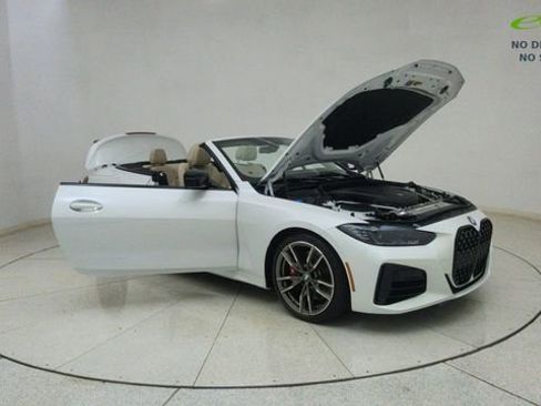 Used 2024 BMW M440i Convertible w/ Premium Package RWD image 75