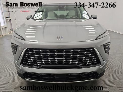 New 2026 Buick Enclave Avenir w/ Super Cruise Package FWD image 3