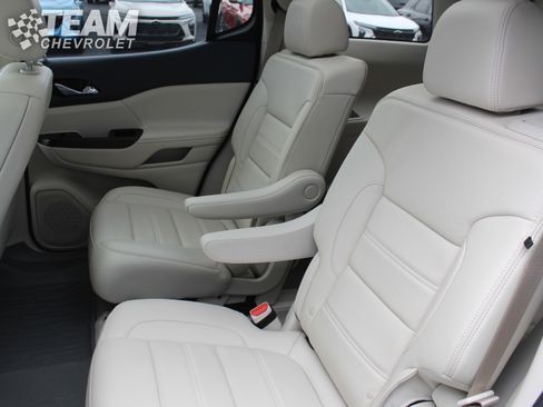 Used 2023 GMC Acadia Denali AWD/4WD image 24