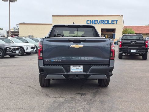 Used 2026 Chevrolet Silverado EV LT AWD/4WD image 7
