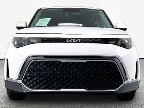 Certified 2024 Kia Soul LX FWD image 2