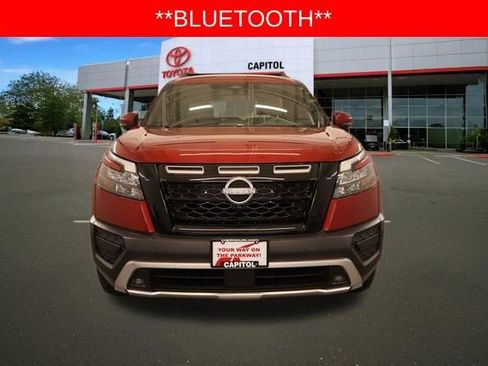 Used 2025 Nissan Pathfinder Rock Creek AWD/4WD image 8