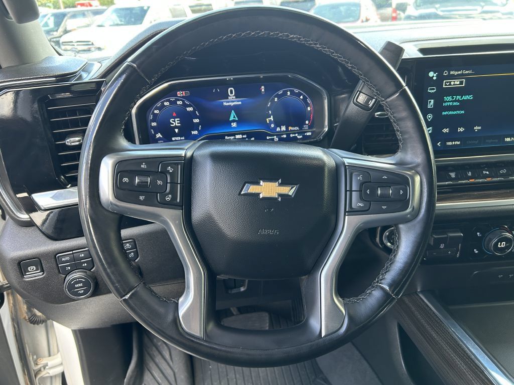 Used 2024 Chevrolet Silverado 2500 LT w/ Safety Package AWD/4WD image 5
