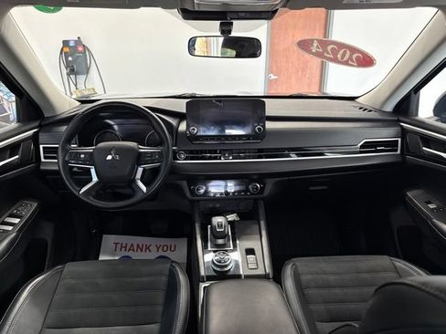 Used 2024 Mitsubishi Outlander SE AWD/4WD image 41