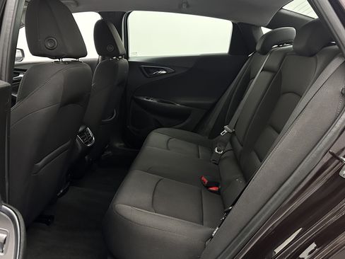 Used 2020 Chevrolet Malibu LT FWD image 24