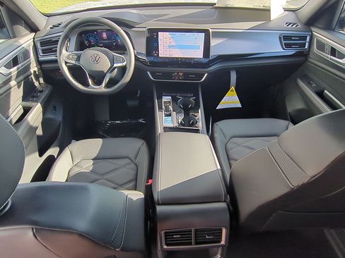 New 2026 Volkswagen Atlas Cross Sport SE AWD/4WD image 15