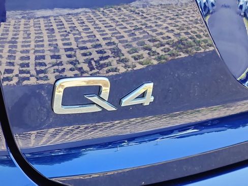 Used 2024 Audi Q4 e-tron Premium AWD/4WD image 29