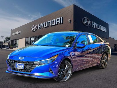 Used 2023 Hyundai Elantra Blue