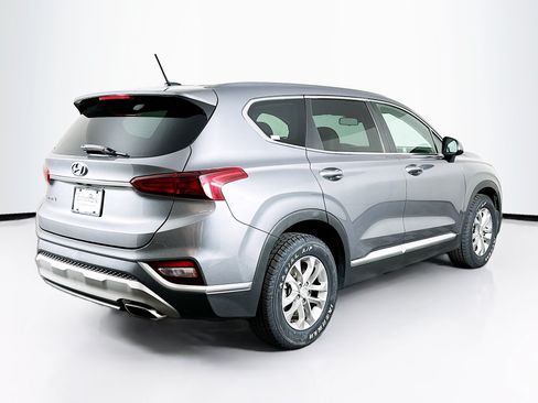 Used 2019 Hyundai Santa Fe SE FWD image 9