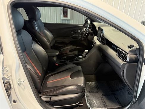 Used 2021 Hyundai Veloster Turbo image 21
