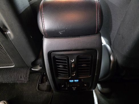 Used 2022 Dodge Durango R/T RWD image 13