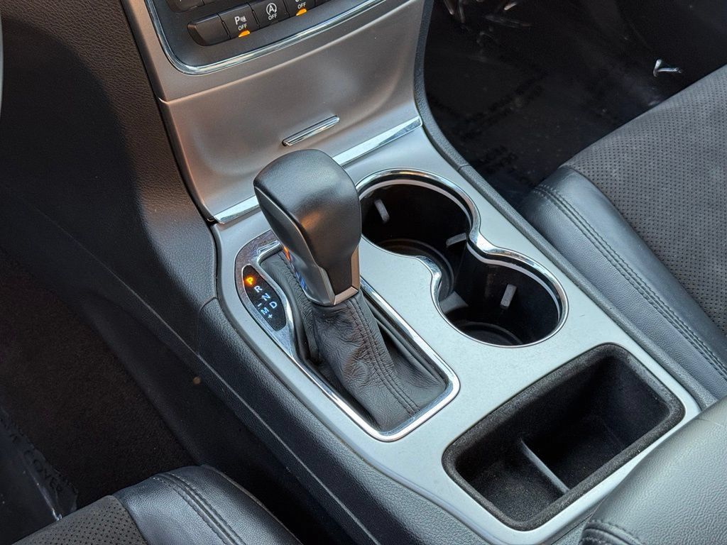 Used 2018 Jeep Grand Cherokee Altitude AWD/4WD image 17