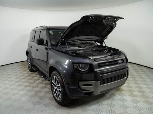 Used 2026 Land Rover Defender 110 S AWD/4WD image 33