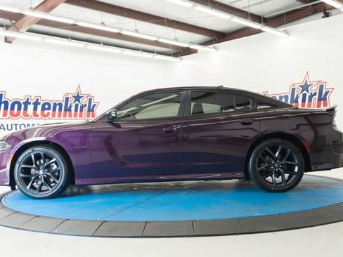 Used 2021 Dodge Charger R/T w/ Blacktop Package RWD image 21