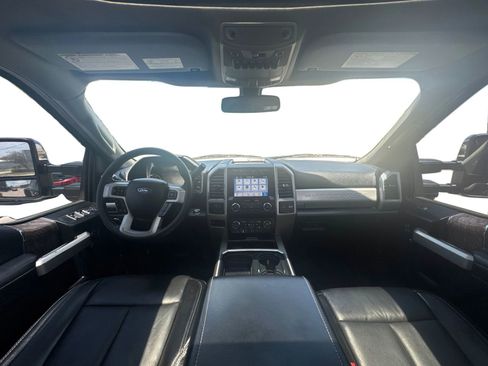 Used 2019 Ford F450 Lariat w/ Lariat Ultimate Package AWD/4WD image 14