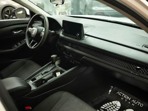 Used 2025 Honda Accord LX image 13
