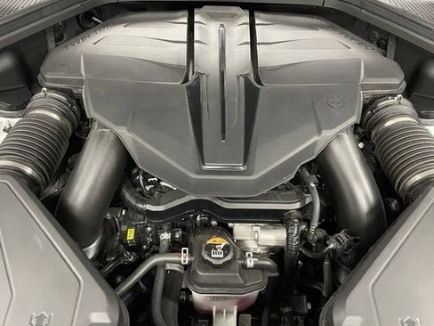 New 2025 Genesis GV80 3.5T Prestige image 9