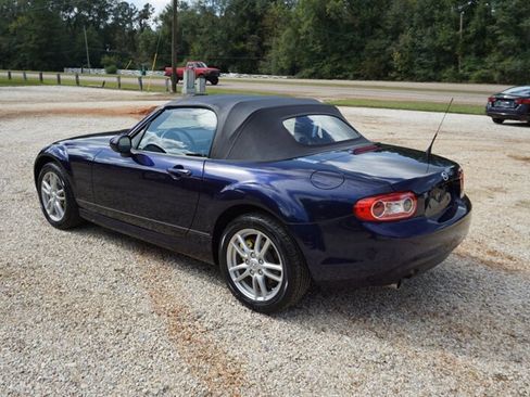 Used 2012 MAZDA MX-5 Miata Sport image 11