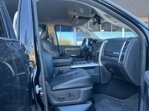 Used 2017 RAM 2500 Laramie w/ Sport Appearance Group image 19