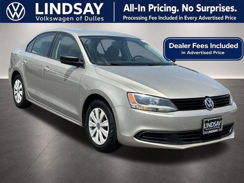 Used 2013 Volkswagen Jetta S FWD image 1