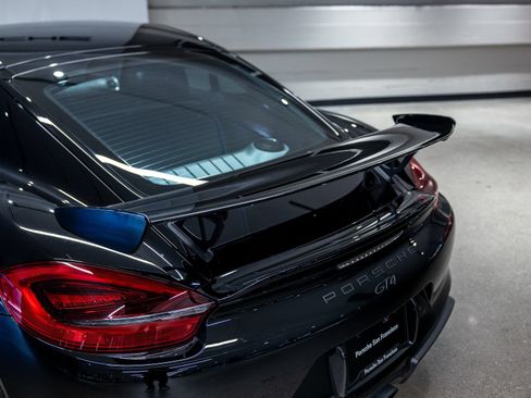 Used 2016 Porsche Cayman GT4 RWD image 25