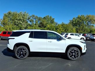 New 2026 Chevrolet Traverse High Country w/ LPO, Floor Liner Package video 2