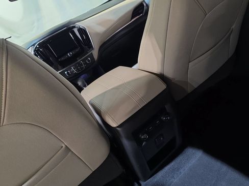 Used 2023 Chevrolet Traverse LS w/ LPO, Cargo Package FWD image 21