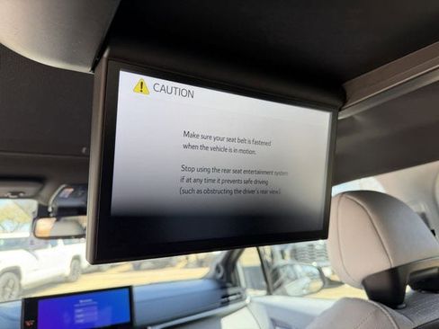 New 2026 Toyota Sienna XSE image 30