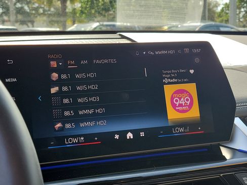 Used 2025 BMW X1 xDrive28i w/ M Sport Package image 24