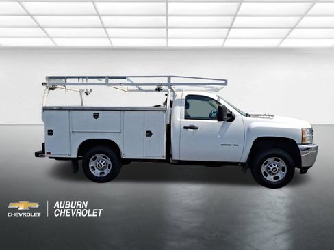 Used 2013 Chevrolet Silverado 2500 W/T RWD image 2