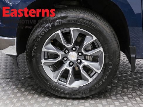 Used 2023 Chevrolet Silverado 1500 LT image 34