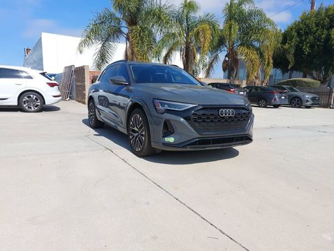 Used 2024 Audi Q8 e-tron Premium Plus w/ Prestige Package AWD/4WD image 2
