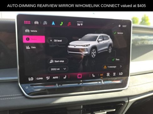 Used 2025 Volkswagen Tiguan SE AWD/4WD image 16