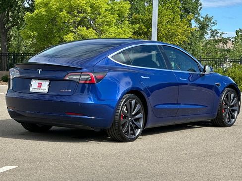 Used 2020 Tesla Model 3 Performance image 4
